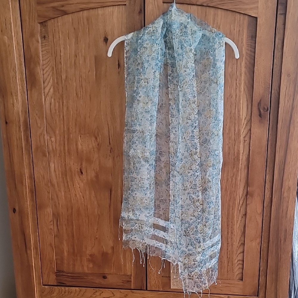 Luxury 100% Silk Floral Pattern Scarf